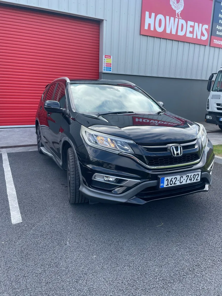 Car - Image 2