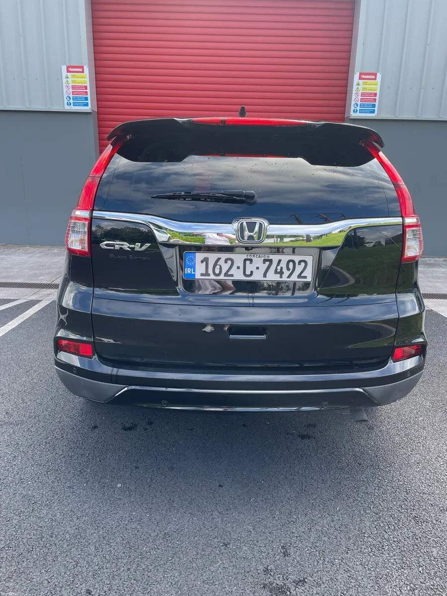 Car - Image 4