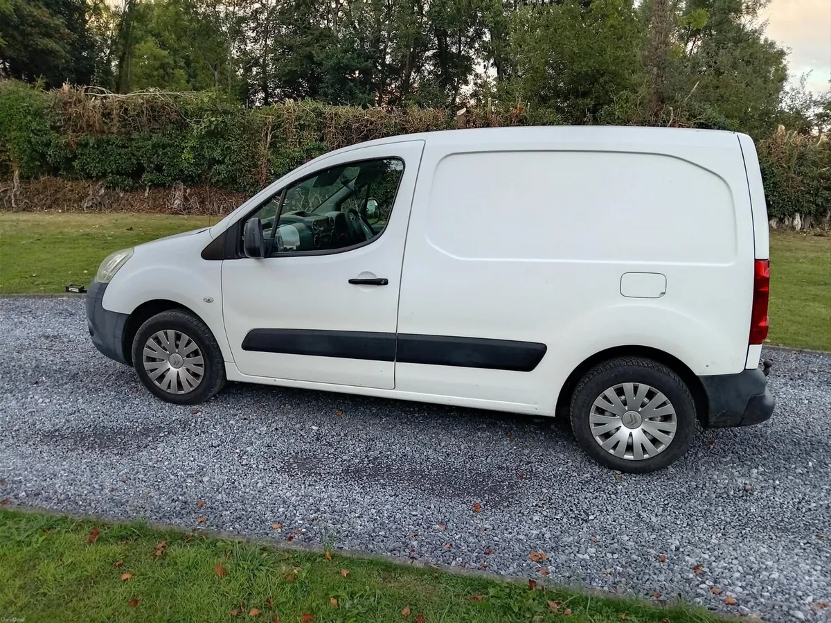 2010 Citroen Berlingo - Image 2