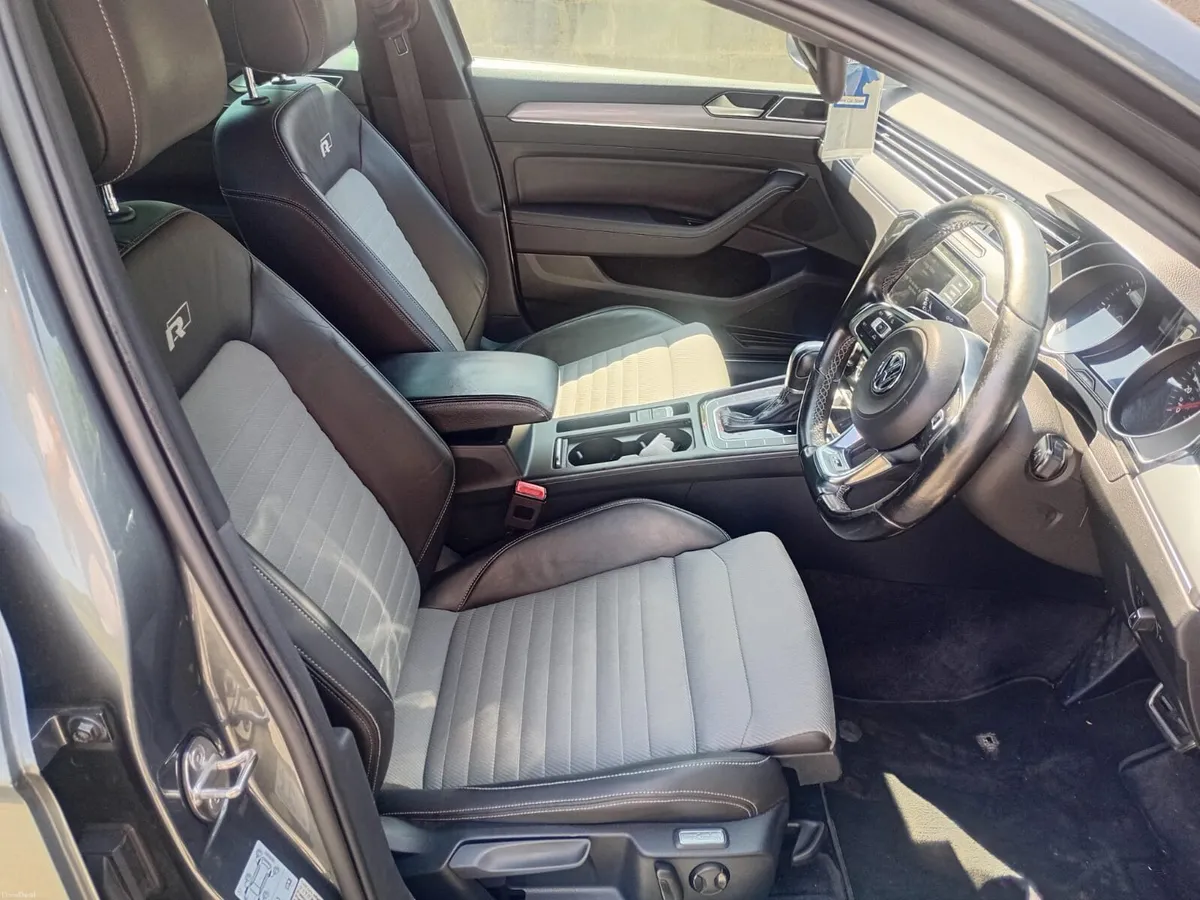 Volkswagan passat R line - Image 4