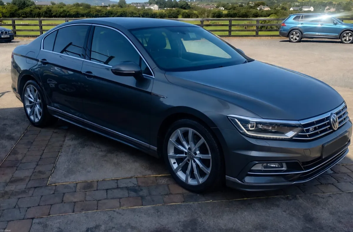 Volkswagan passat R line - Image 6
