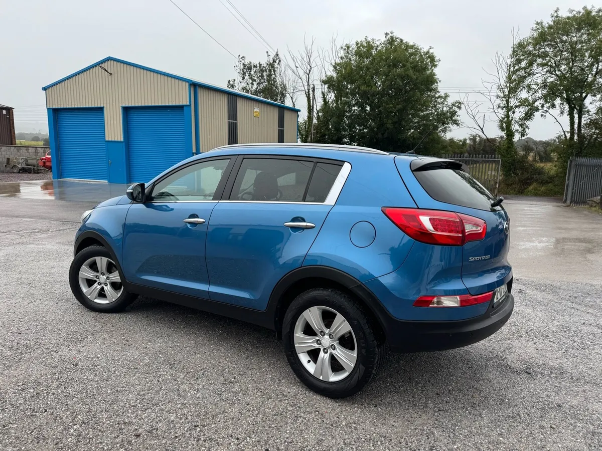 12 Kia Sportage - Image 4
