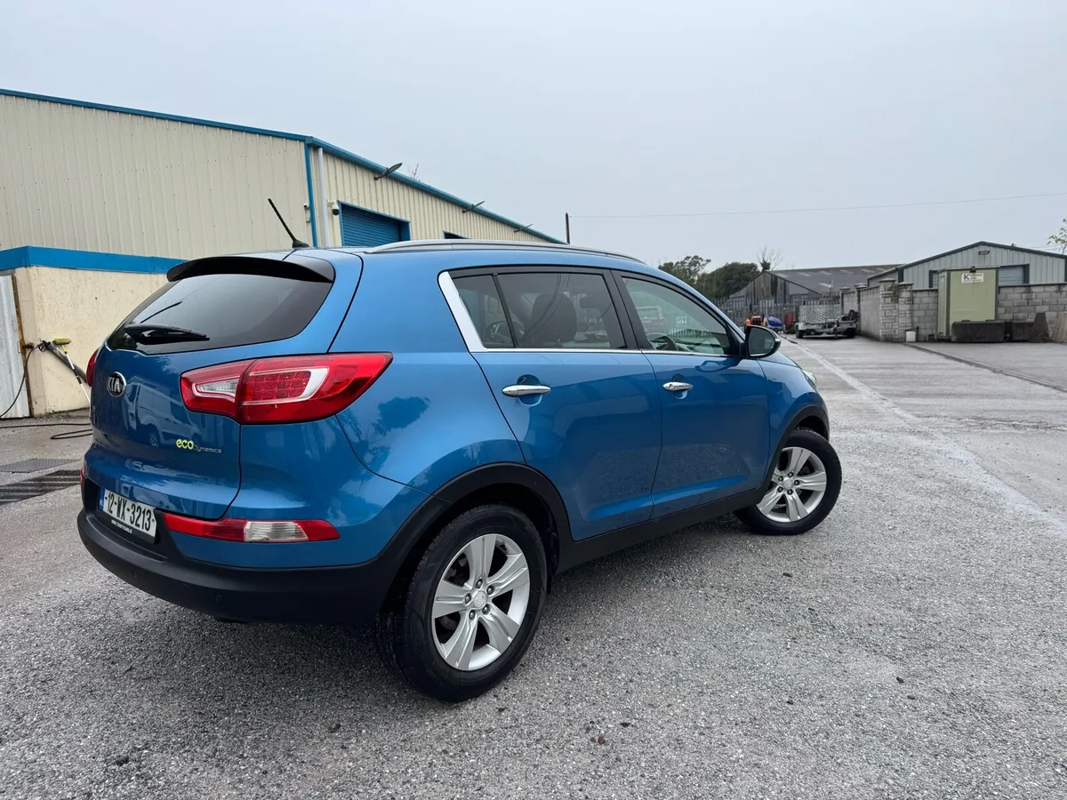 12 Kia Sportage - Image 5