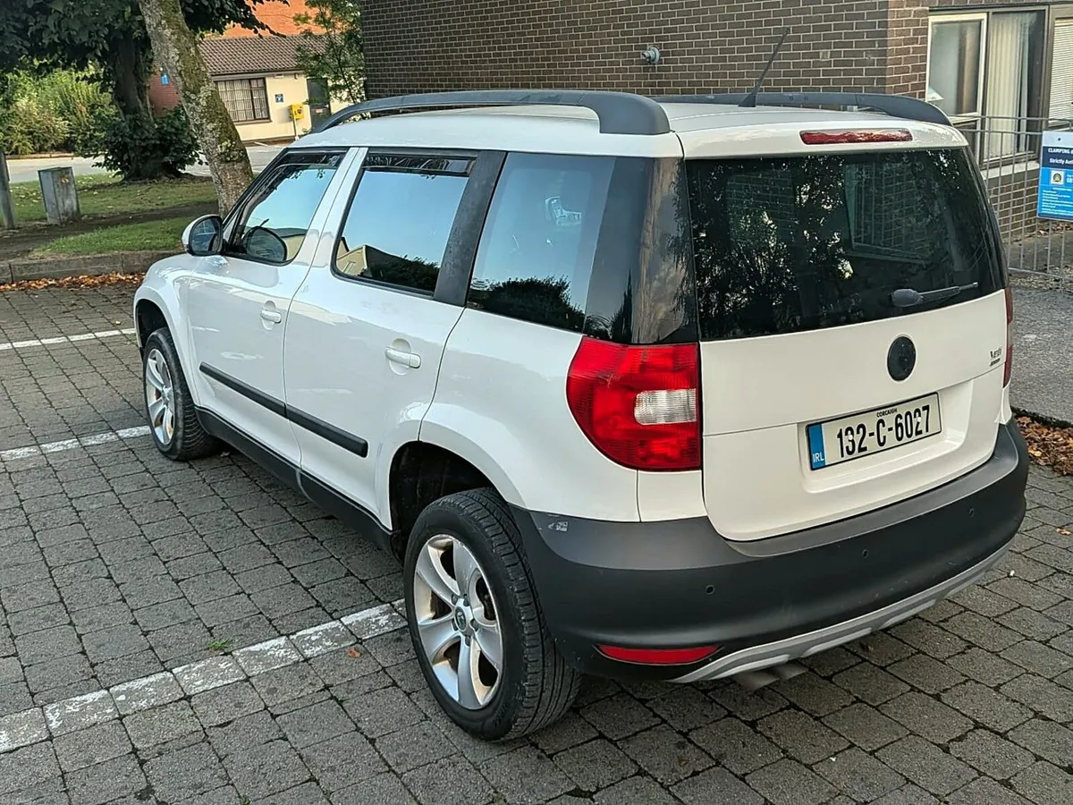 2013 Skoda Yeti 1.6 TDI GreenLine — NCT & Tax 10/2 - Image 3