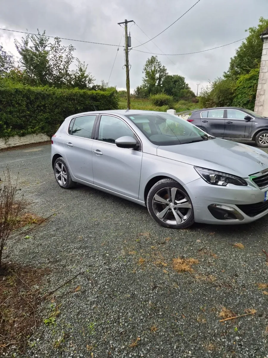 Peugeot 308 2015 - Image 3