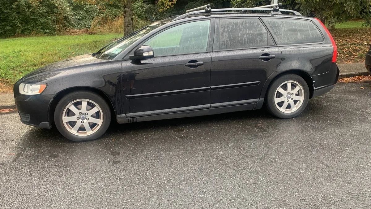 Volvo V50 estate 1.6D 2010 - Image 1