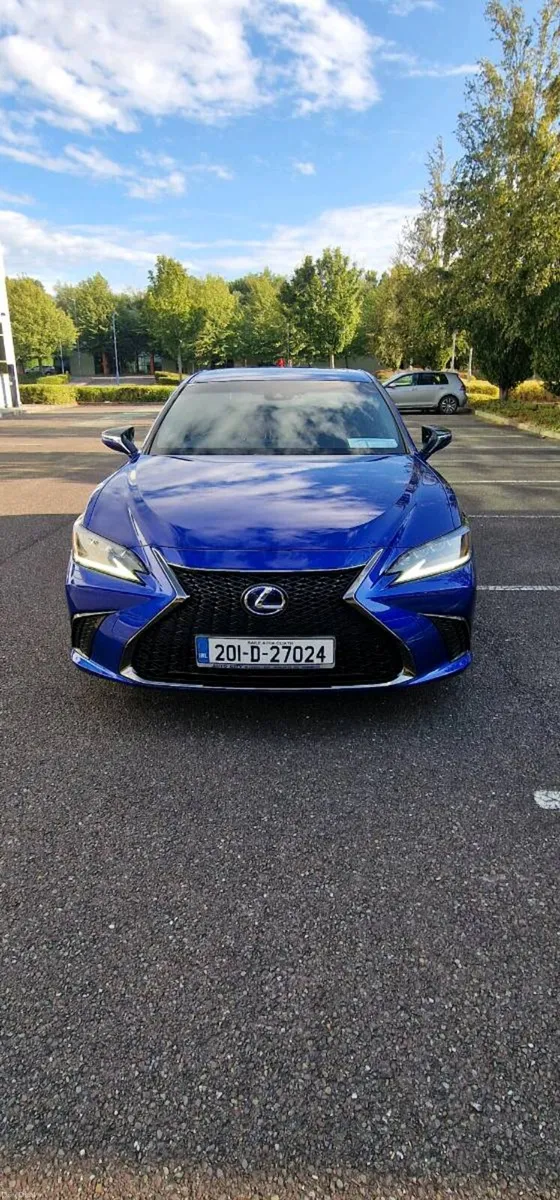 Lexus ES300H F-Sport Car Play STD - Image 1