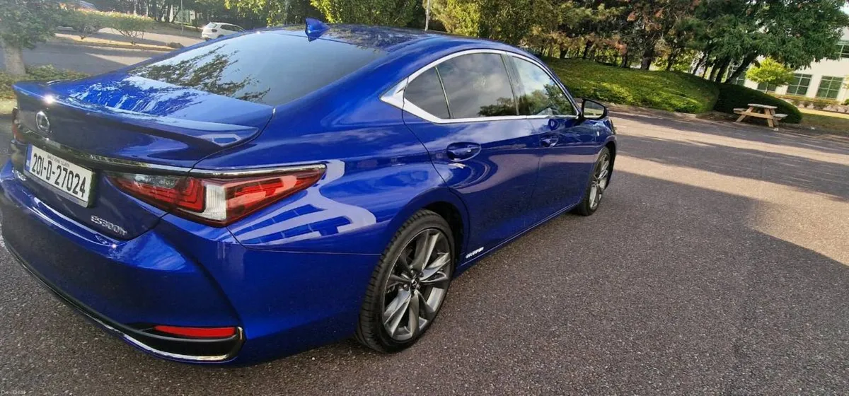 Lexus ES300H F-Sport Car Play STD - Image 5