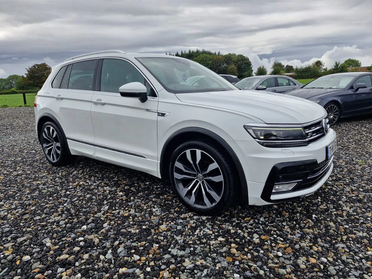 17 Volkswagen Tiguan R Line 2.0 TDi Auto - Image 1