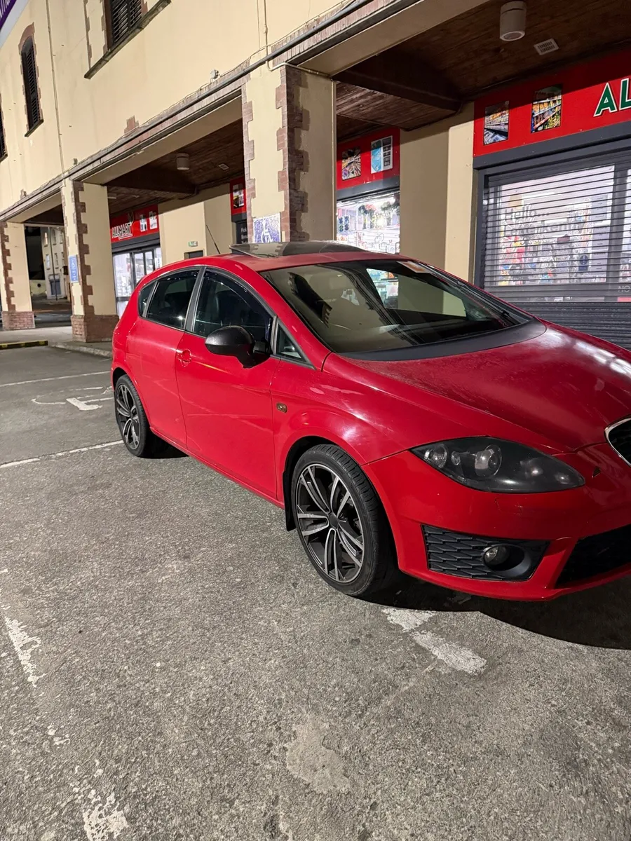SEAT LEON FR 2.0 - Image 4