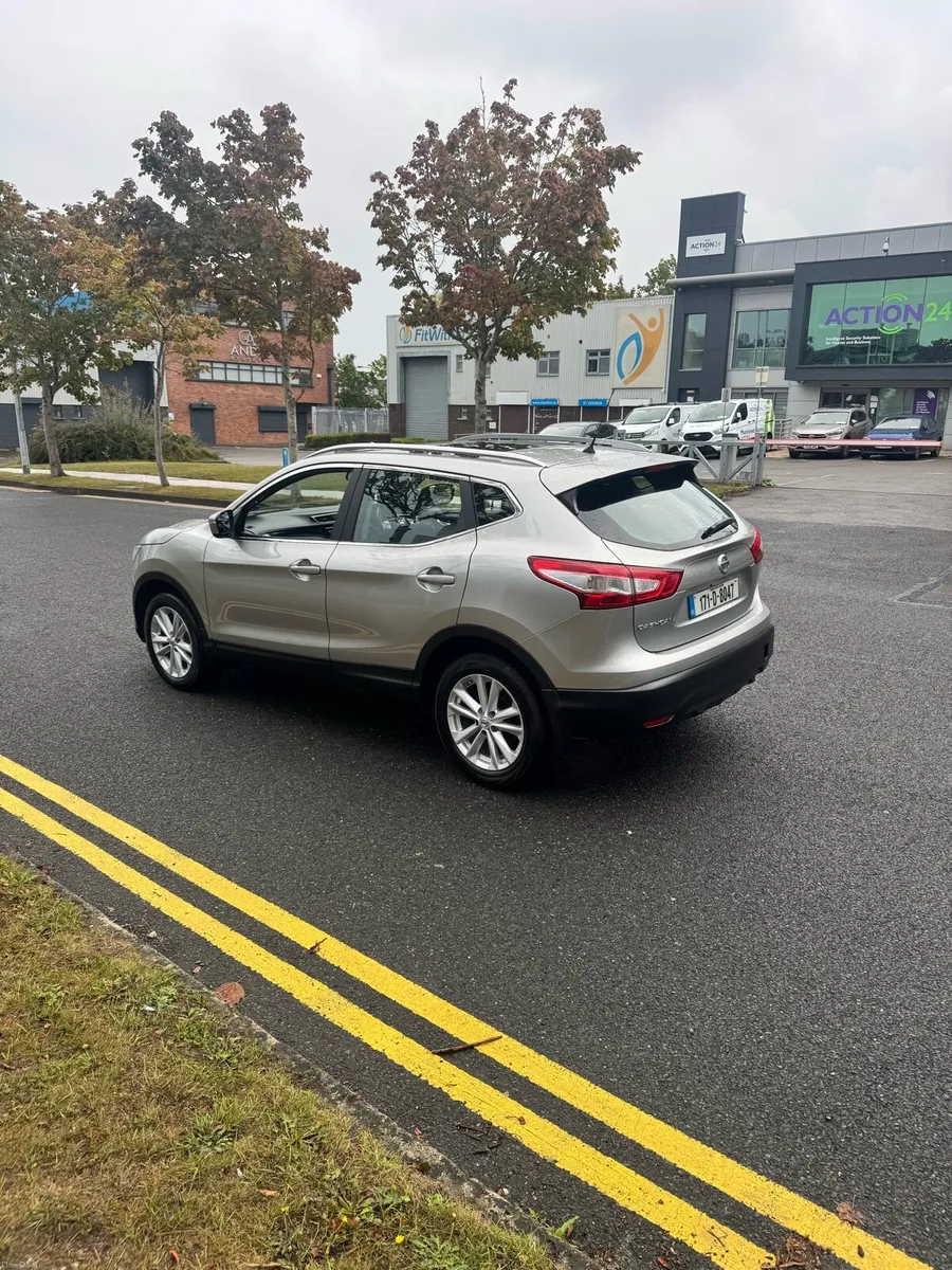 Nissan qashqai(Automatic) - Image 3