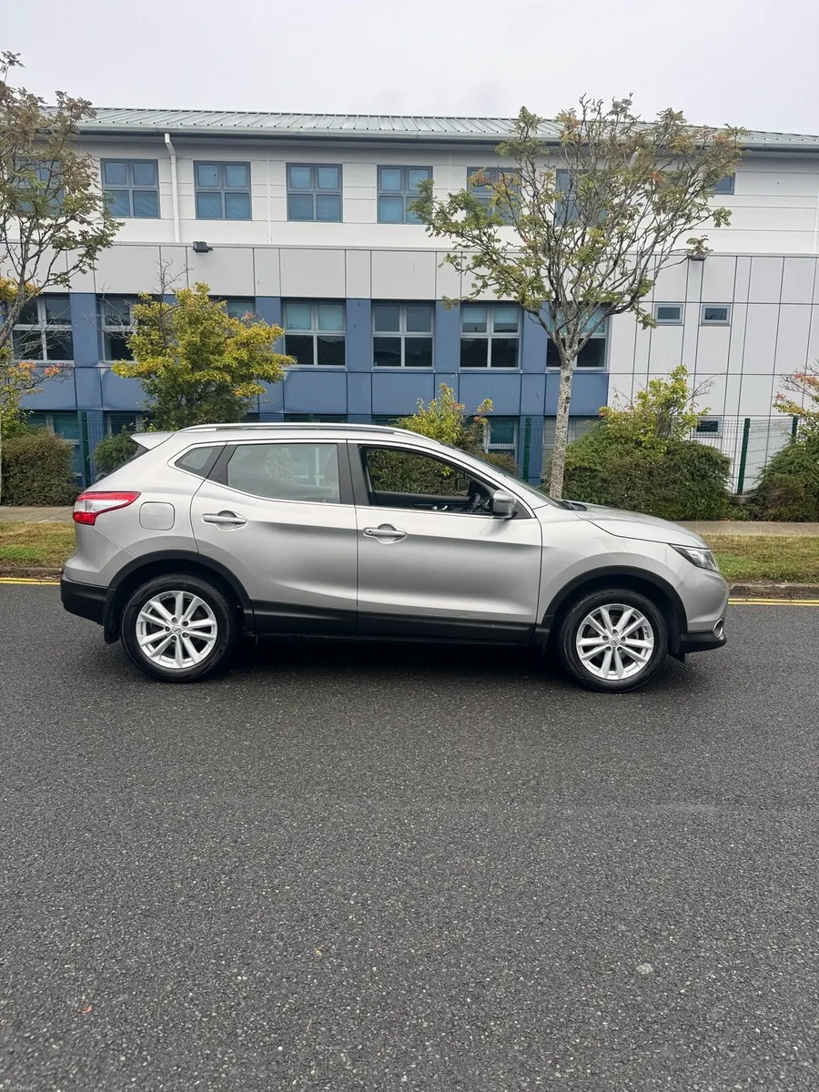 Nissan qashqai(Automatic) - Image 5