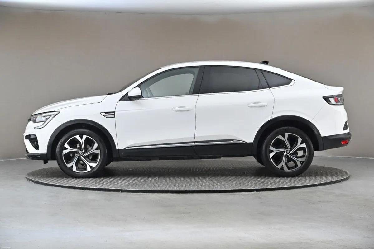 Renault Arkana 1.3 TCE AUTO TECHNO COUPE STYLE SUV - Image 5