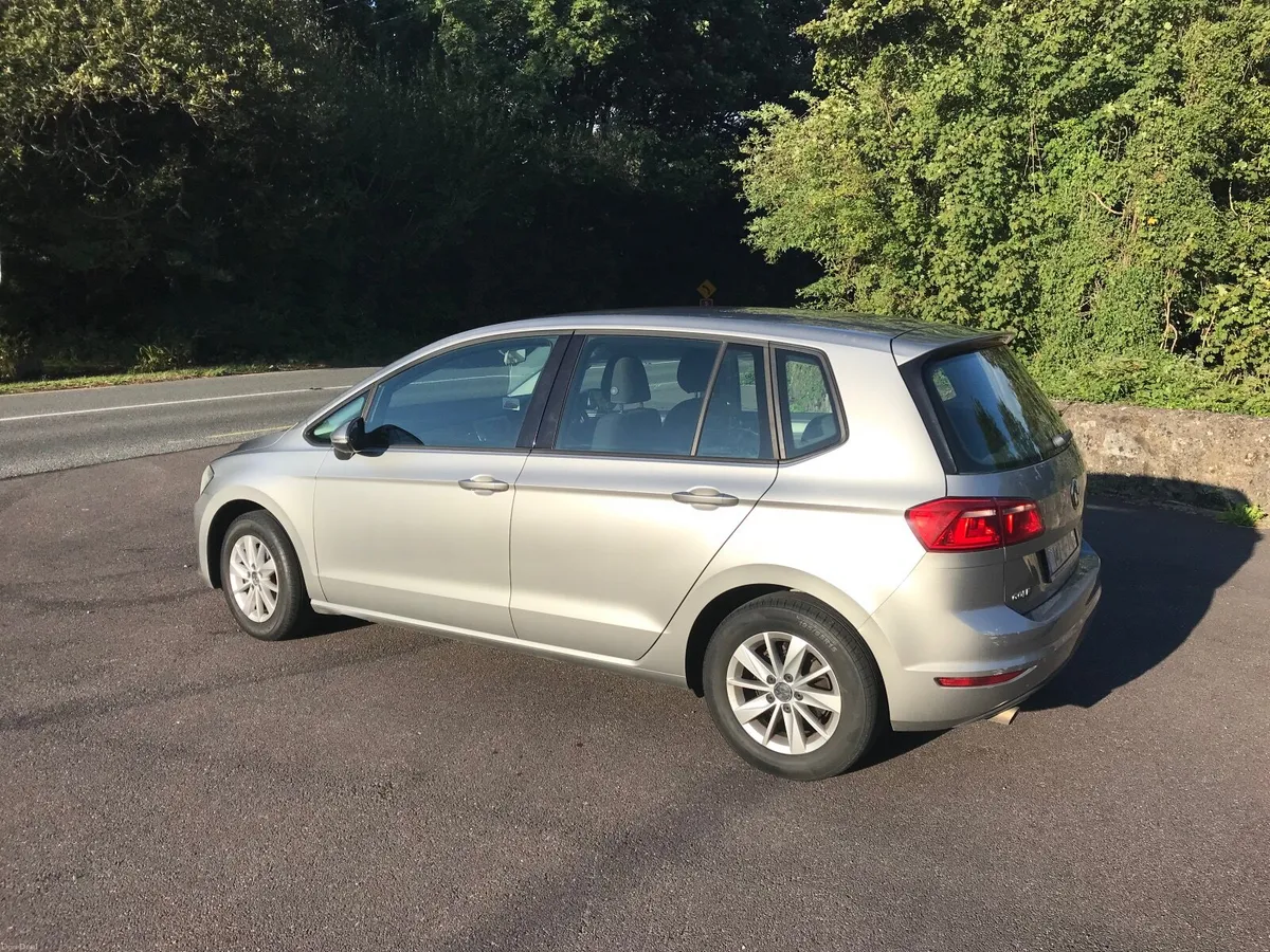 Volkswagen Golf 2014 - Image 1