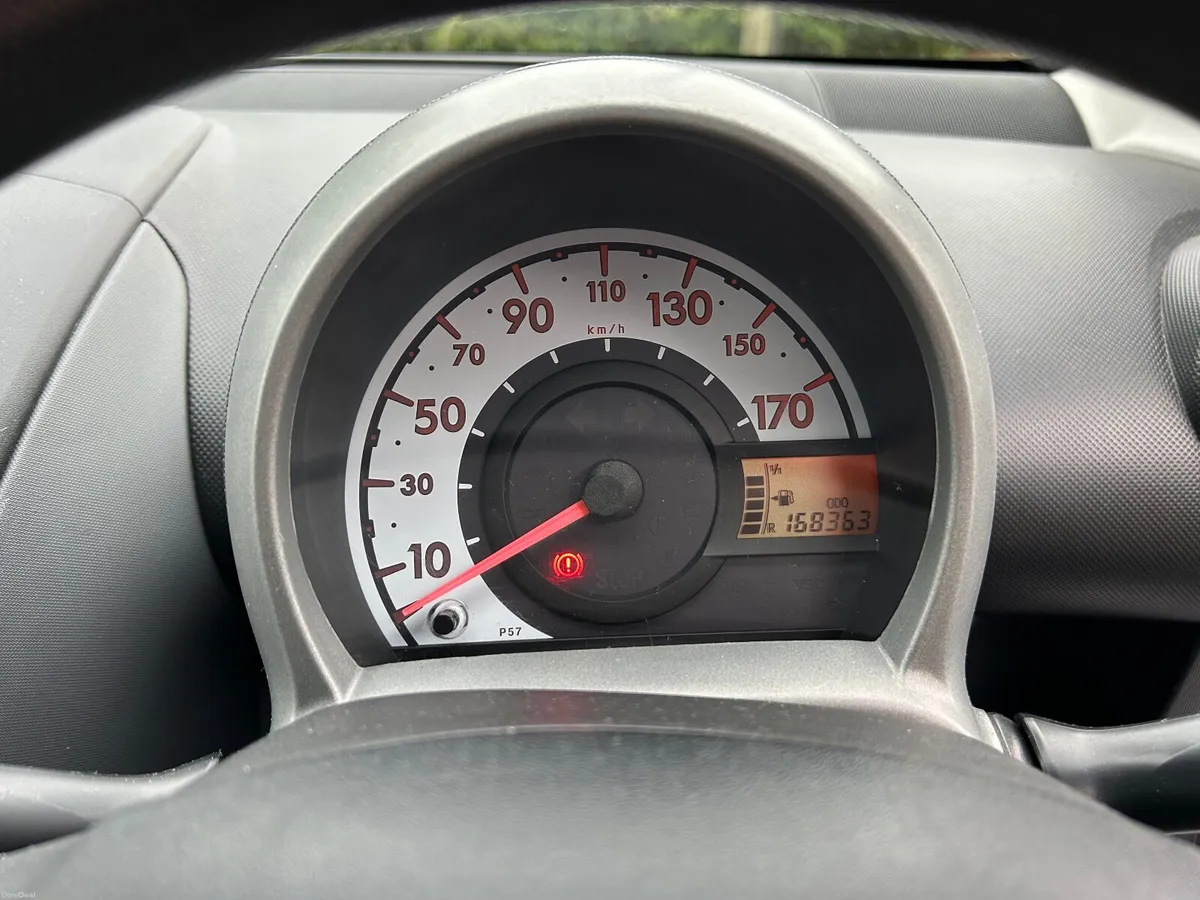 Toyota Aygo 2011 - Image 6