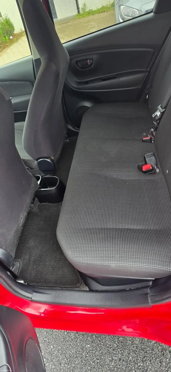 Toyota Yaris 1.5cc Petrol Hybrid Push Start - Image 5