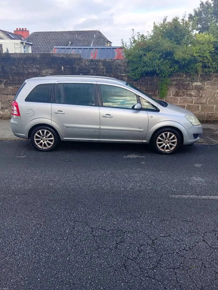 Opel Zafira - Image 1