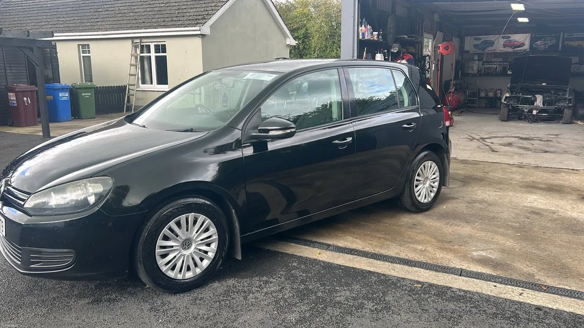 Vw golf - Image 1
