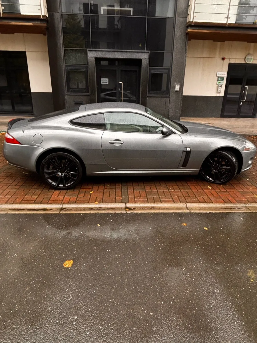 2006 Jaguar XK – Excellent Condition - Image 5