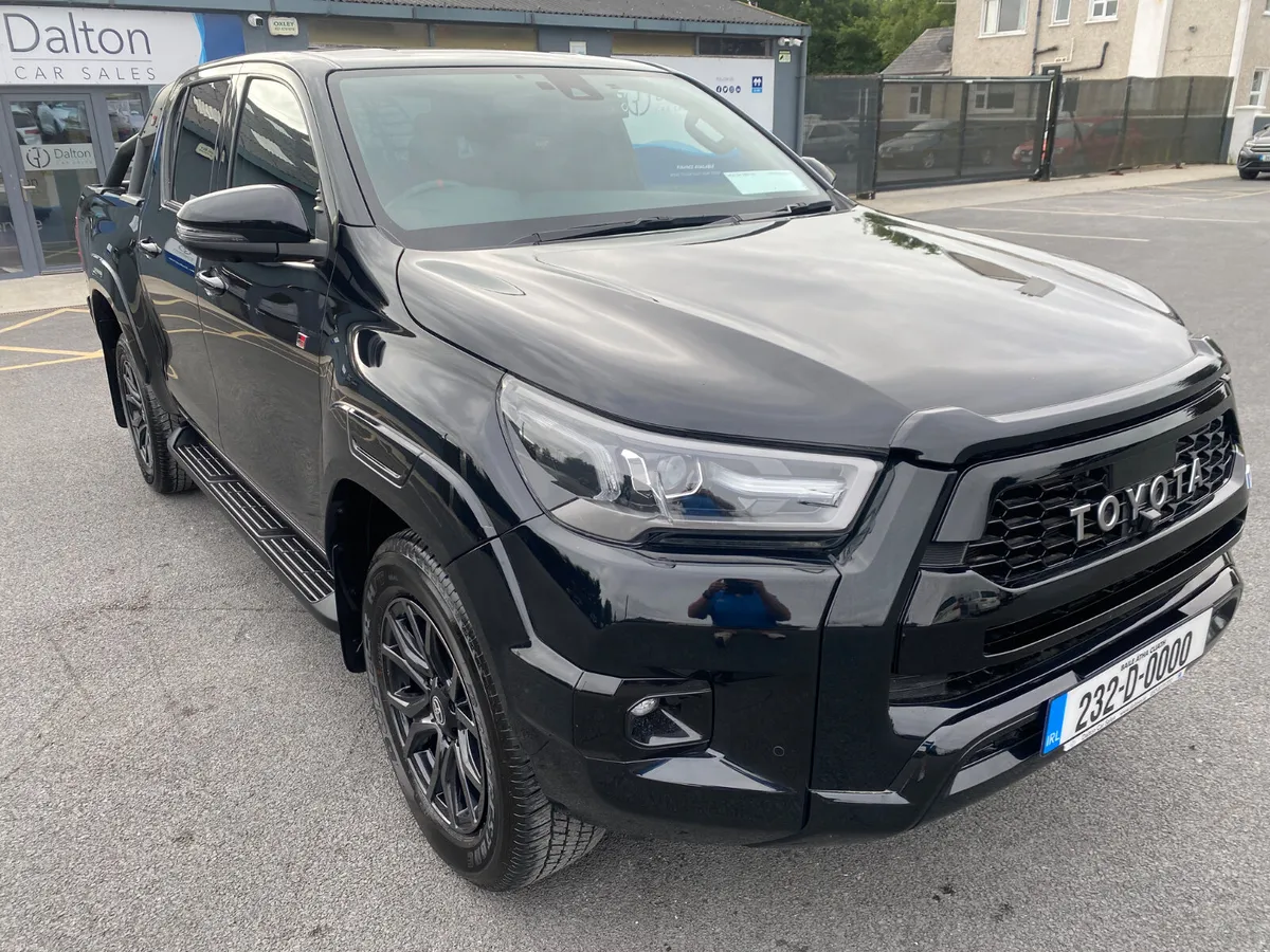 TOYOTA HILUX GR 2.4 DIESEL AUTOMATIC 2023 (232) - Image 3