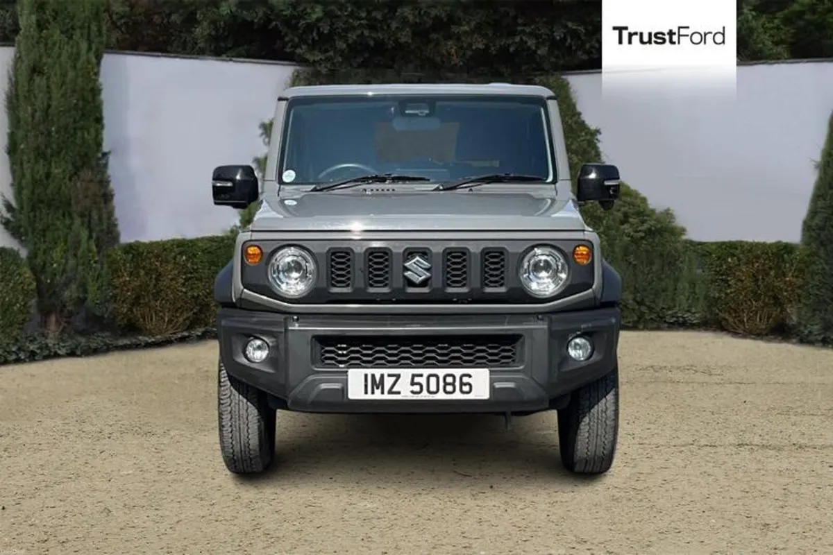 Suzuki Jimny SZ5 4X4 Auto - Image 6