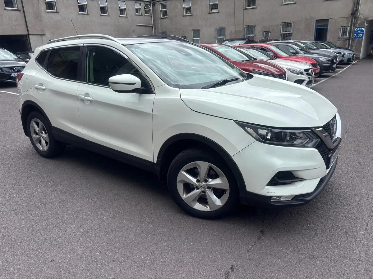 2020 Nissan Qashqai 1.5 diesel SE  MY20 4 DOOR - Image 2