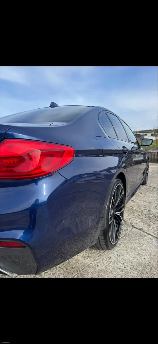 2020 BMW 520D M-Sport  Comfort Pack - Image 3