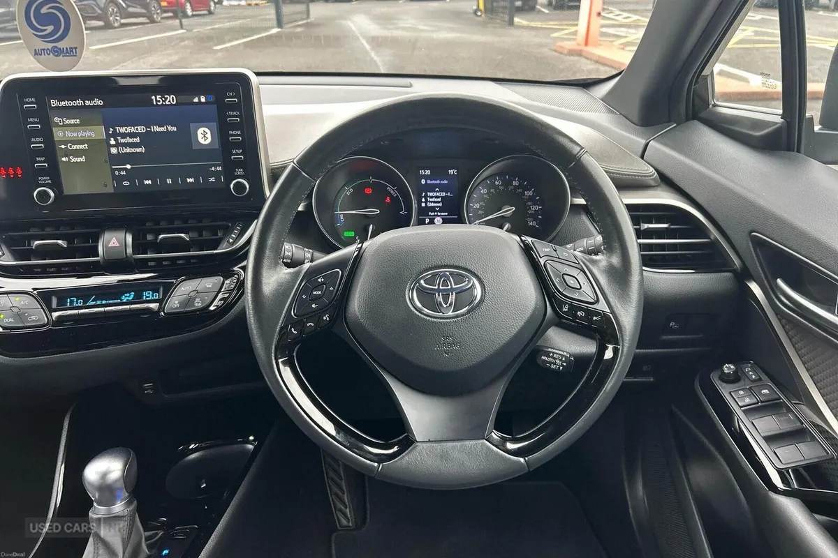 Toyota C-HR 1.8 VVT-h Excel CVT Euro 6 (s/s) 5dr - Image 6