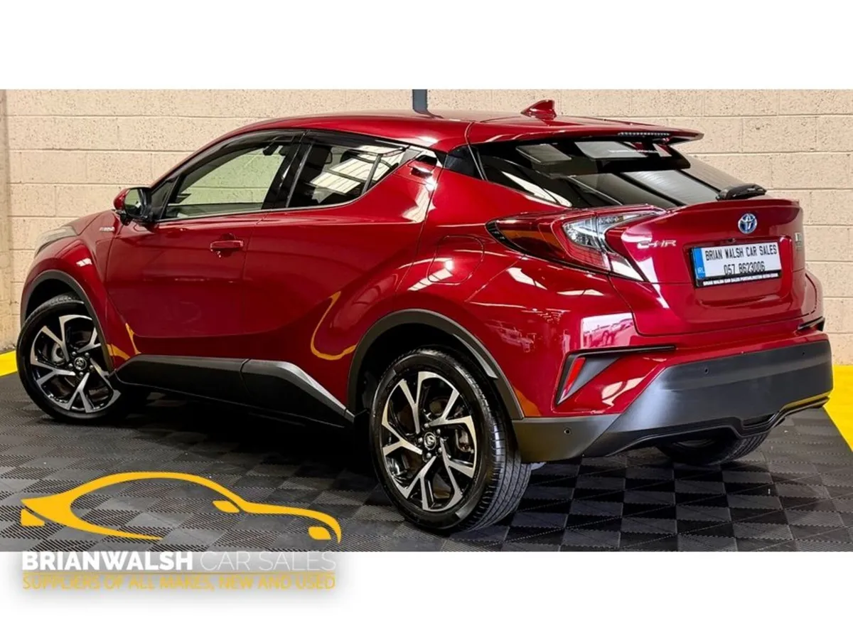 Toyota C-HR 192 G LEATHER - Image 2