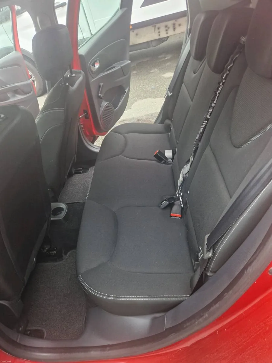 Renault Clio 2014 - Image 6