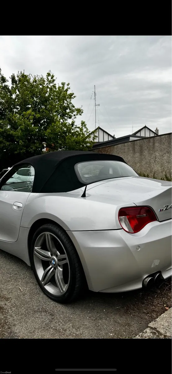 2007 BMW Z4 2.5L 6- speed Manual - Image 2