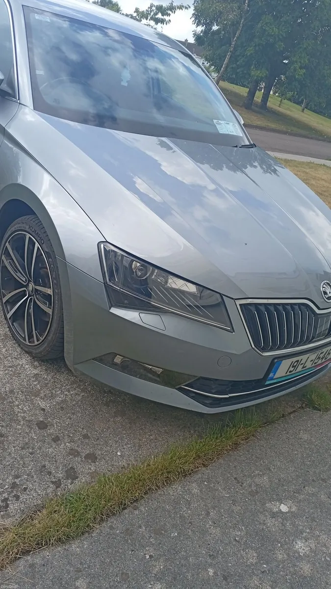 Skoda Superb 2019 - Image 4