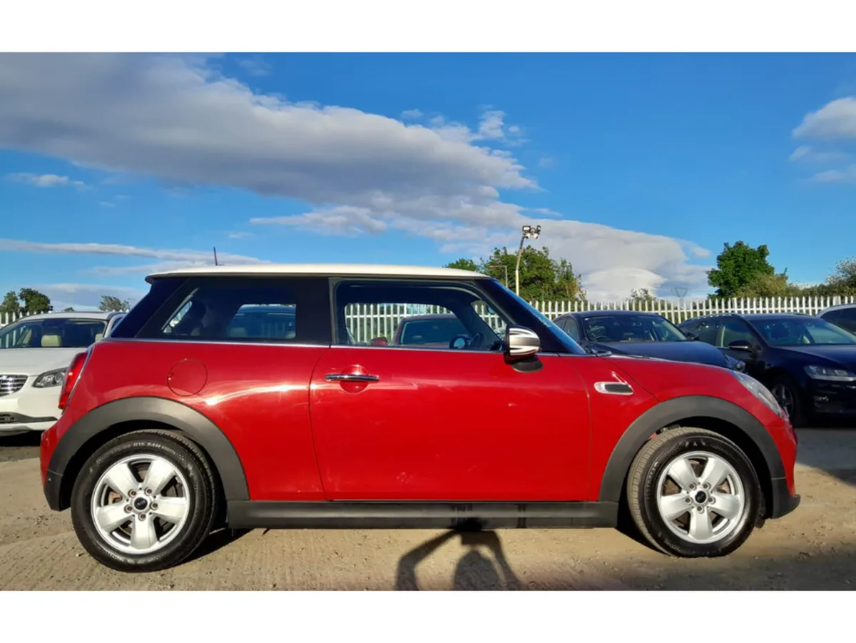 Mini Cooper 1.5L Diesel Automatic - Low mileage (9 - Image 5