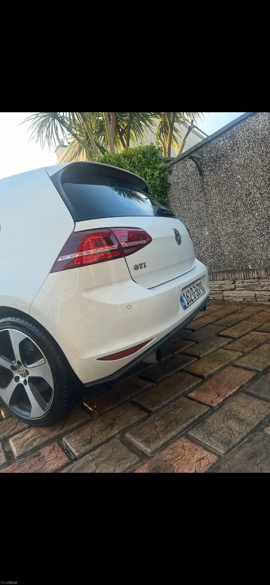 Volkswagen Golf gti 2016 - Image 4