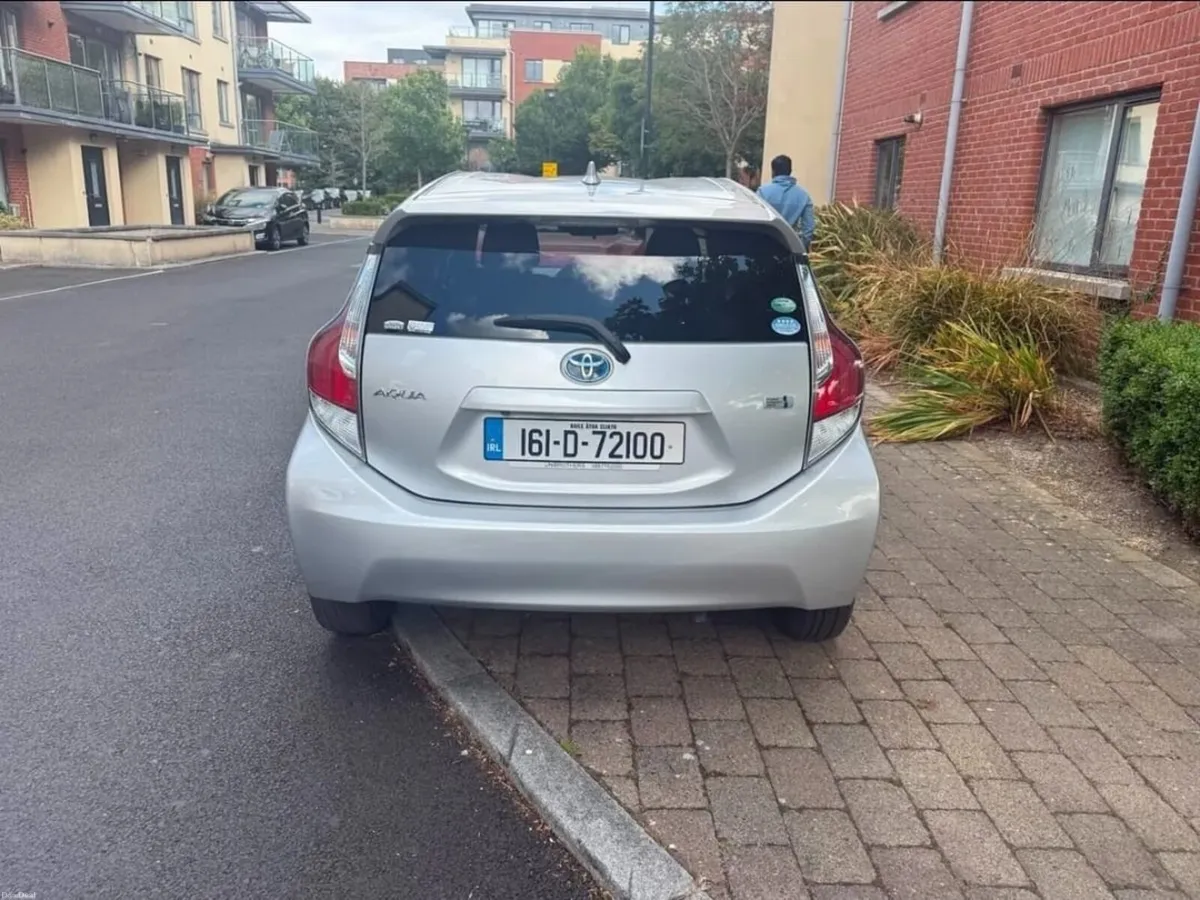 Toyota Aqua  2016 1.5 Petrol Hybrid Auto 77KM - Image 3