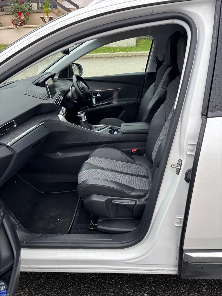 Peugeot 3008 - Image 5
