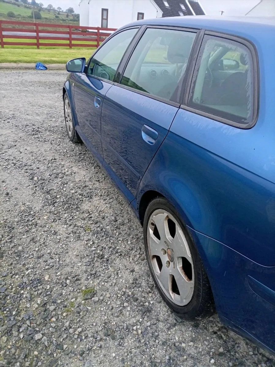 Car - Image 3