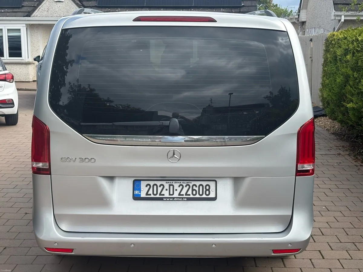 V Class EQV 300 For Sale - Image 3