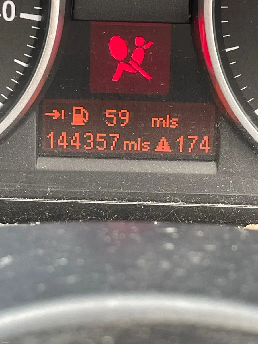 Car - Image 3
