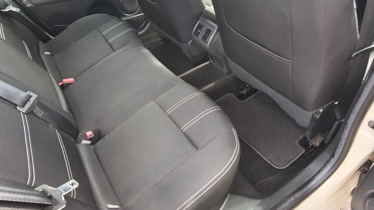 Renault Fluence 2015 - Image 4