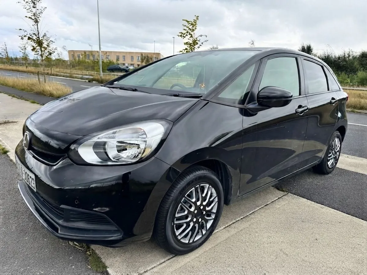 Honda Fit 2023 - Automatic - Top spec Extras - Image 3