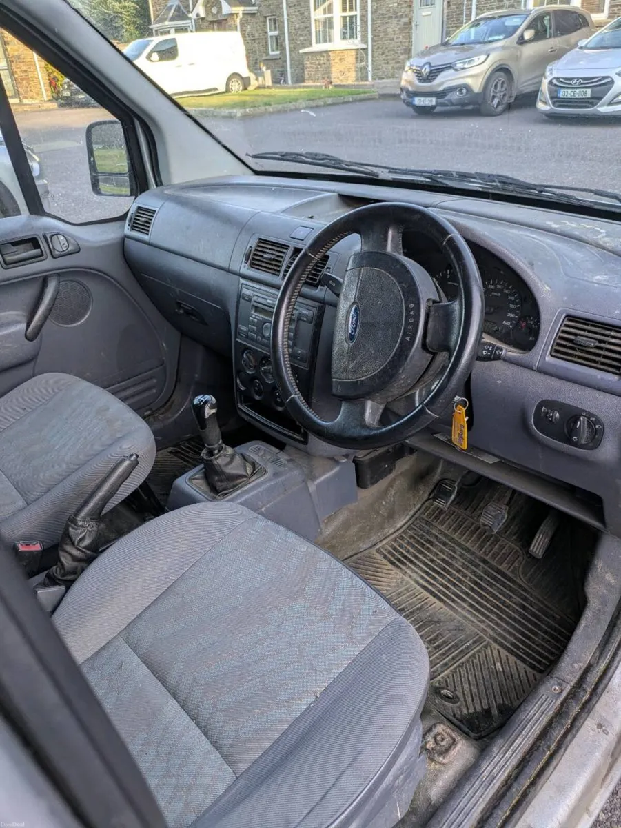 Ford Transit - Image 4