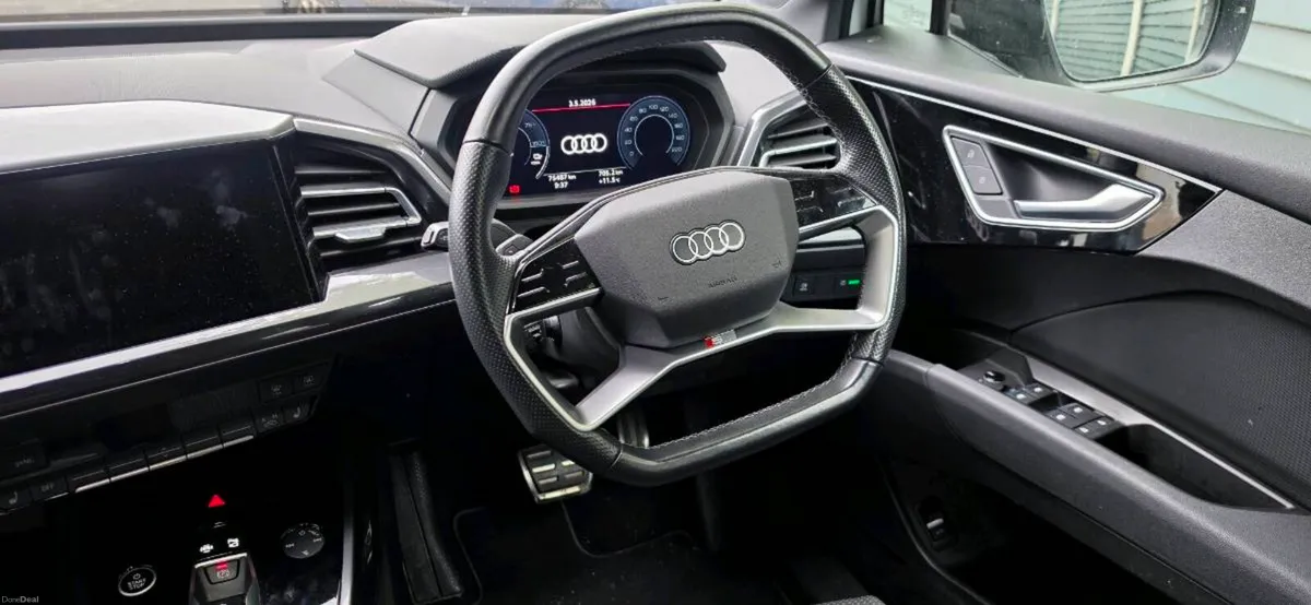 AUDI Q4 - Image 4