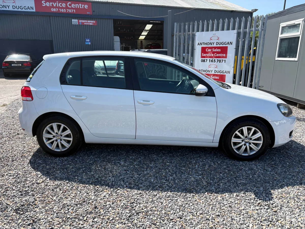 Volkswagen Golf 1.2 Automatic - Image 2