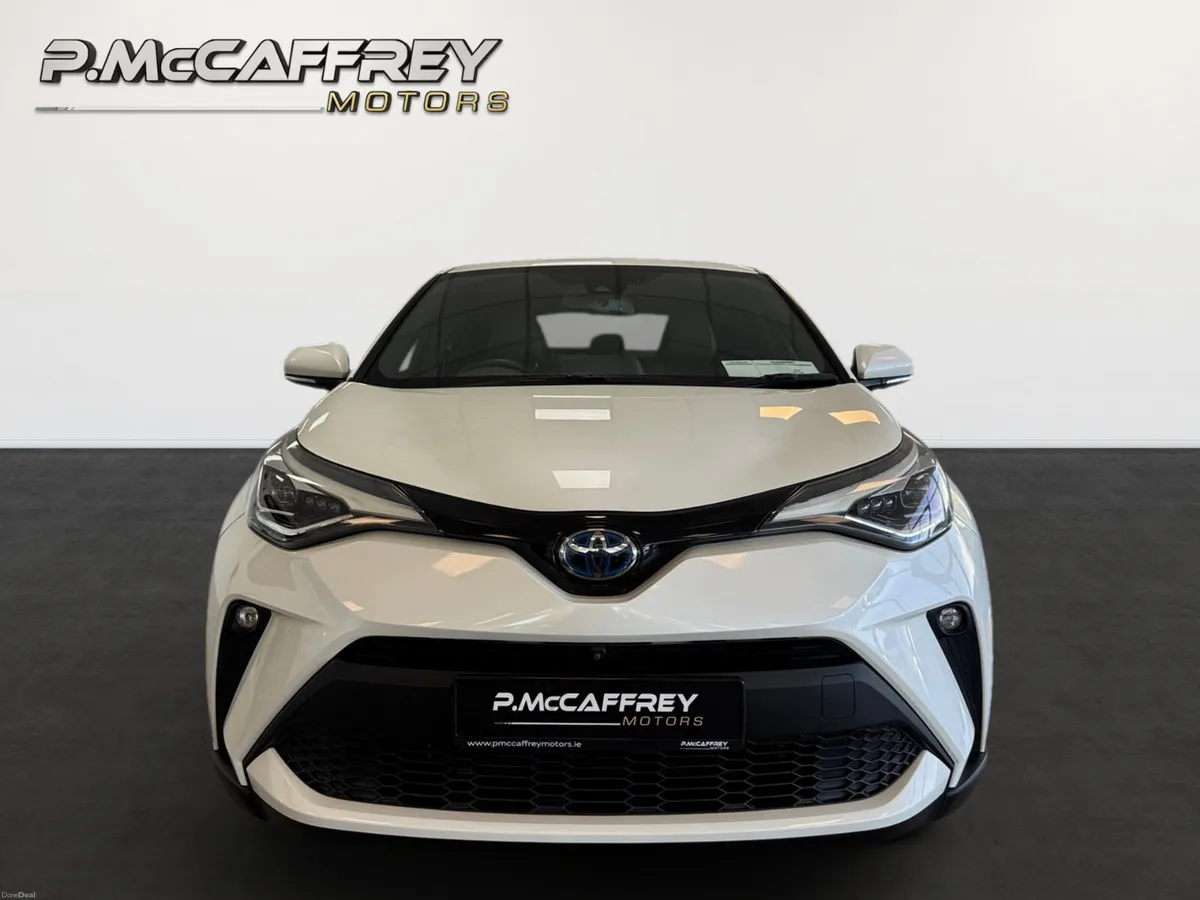 2019 Toyota C-HR Luna Sport Leather Reversing Came - Image 2