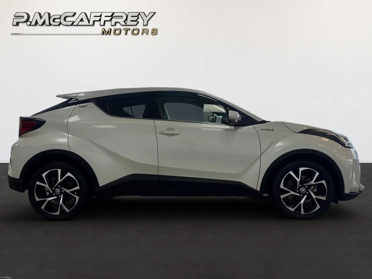 2019 Toyota C-HR Luna Sport Leather Reversing Came - Image 4