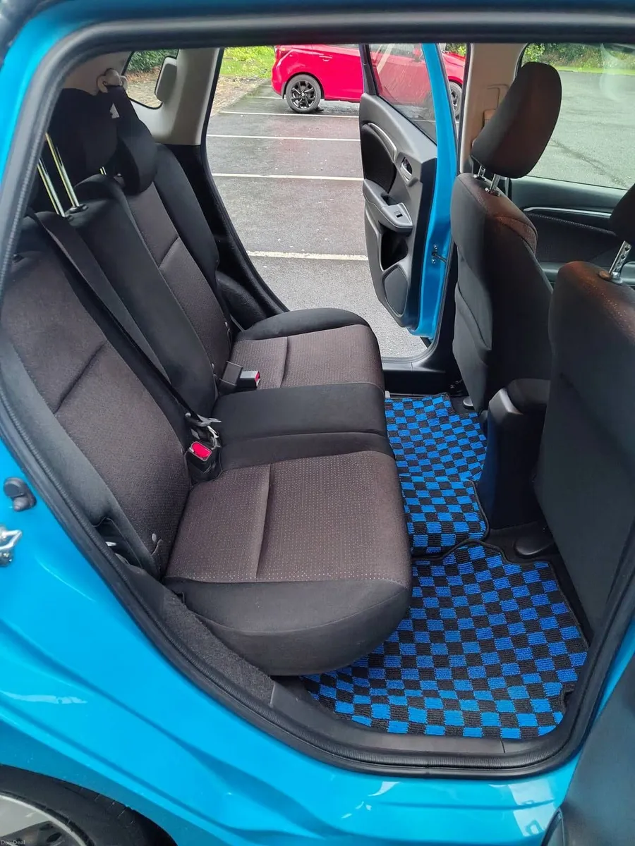 Honda Fit GP5 2017 - Image 3