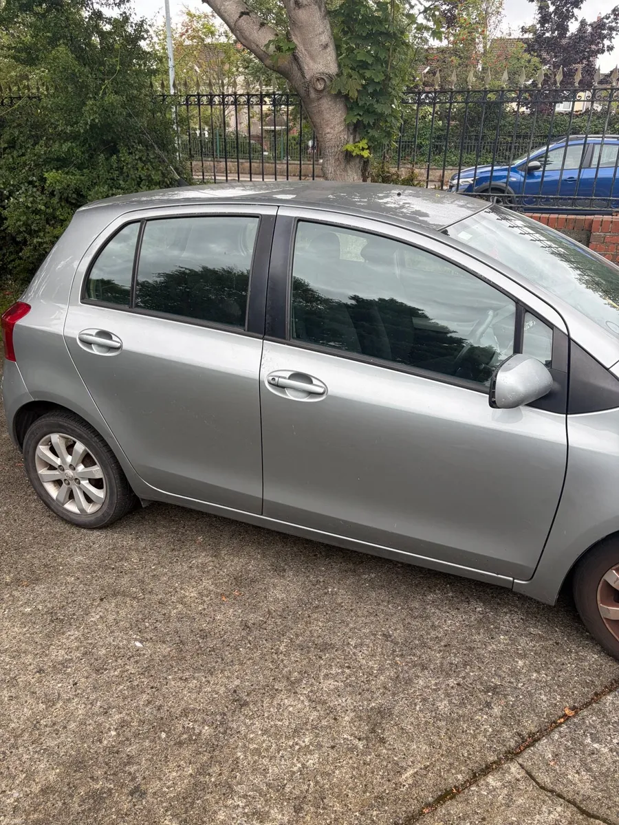 Toyota Yaris 2007 - Image 6