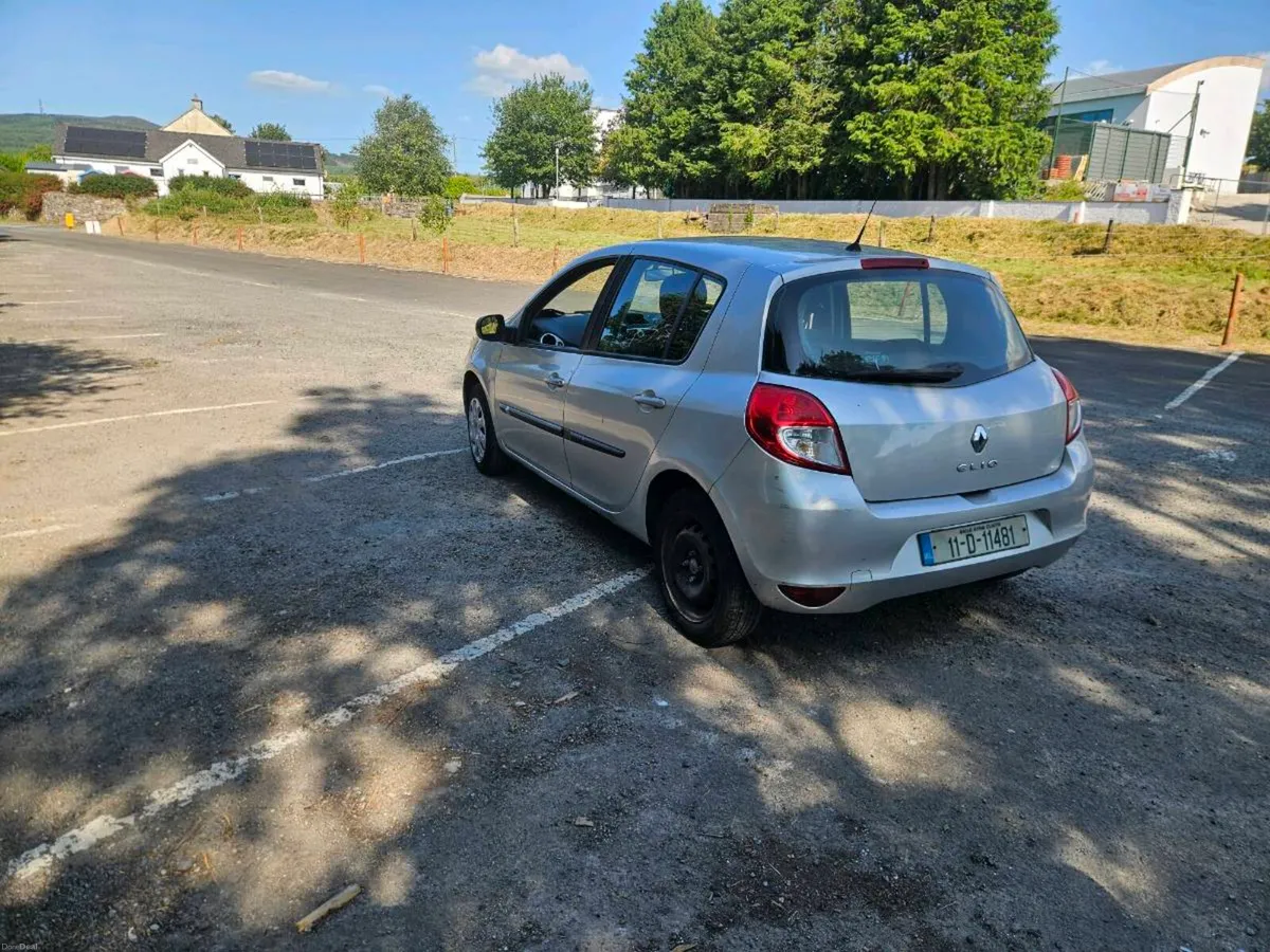 Renualt clio - Image 4