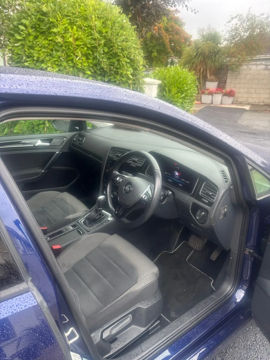 VW Golf - Image 6